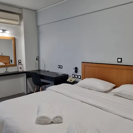 Hotel Savoy Pireus