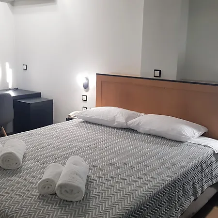 Savoy 3* Pireus