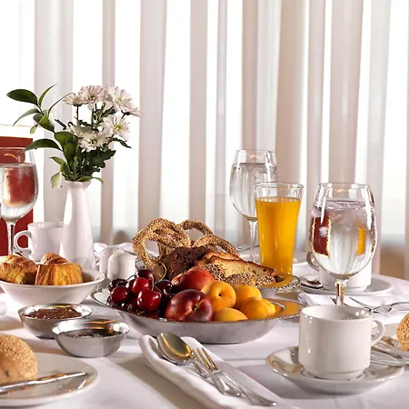 Savoy Hotel Pireus