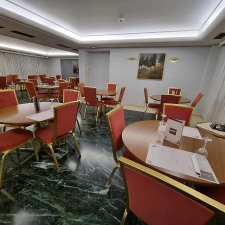 Savoy 3*